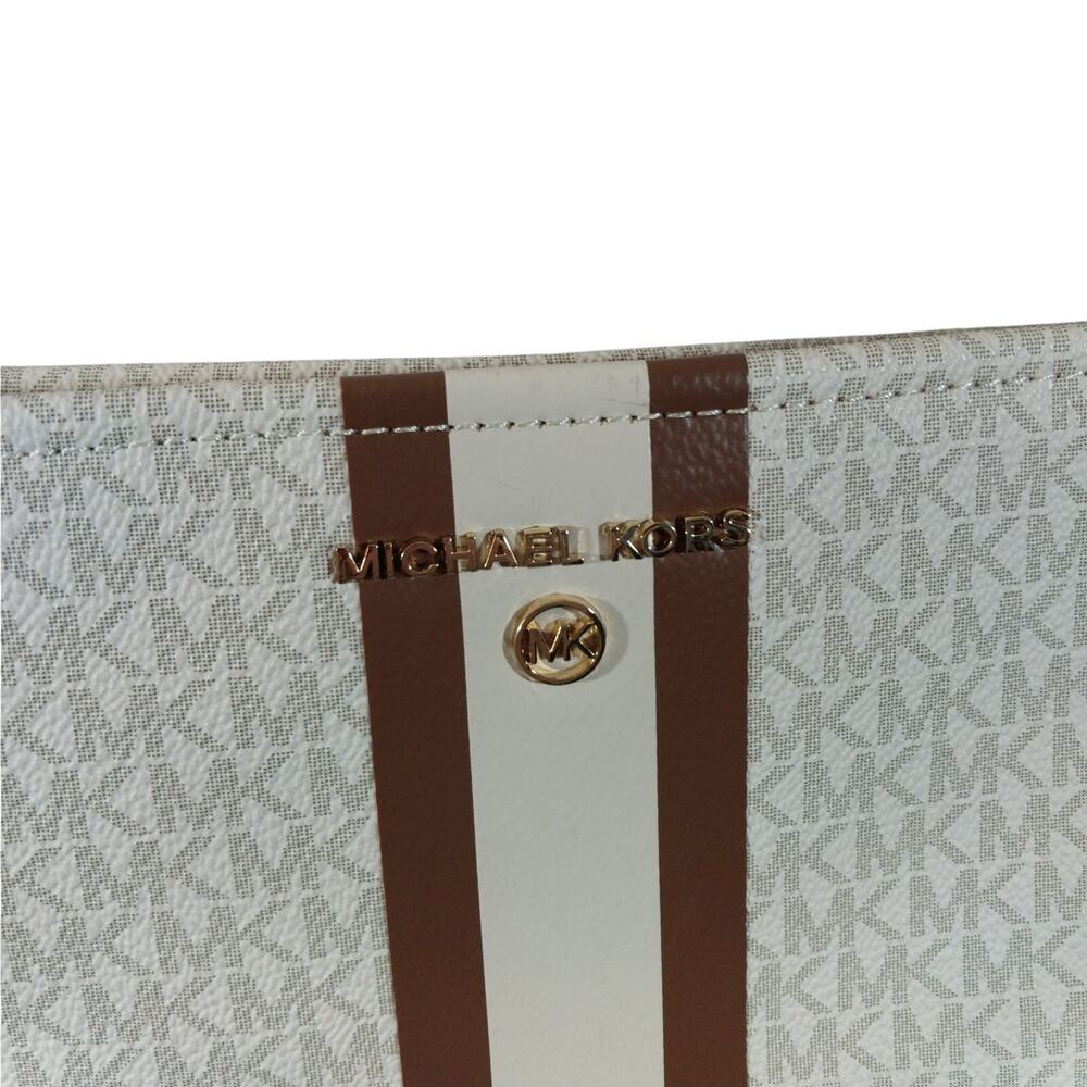 NWOT! MICHAEL KORS! WHITE, GRAY, BROWN VEGAN LEATHER HIP PACK FANNY PACK, PURSE! - Picture 3 of 10